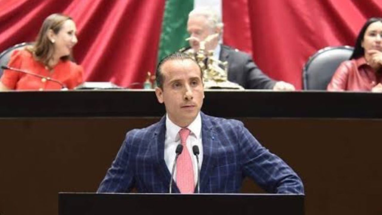 Candidato a alcaldía de Puebla es amenazado durante mitin en Totimehuacan Candidato a alcaldía de Puebla es amenazado durante mitin en Totimehuacan