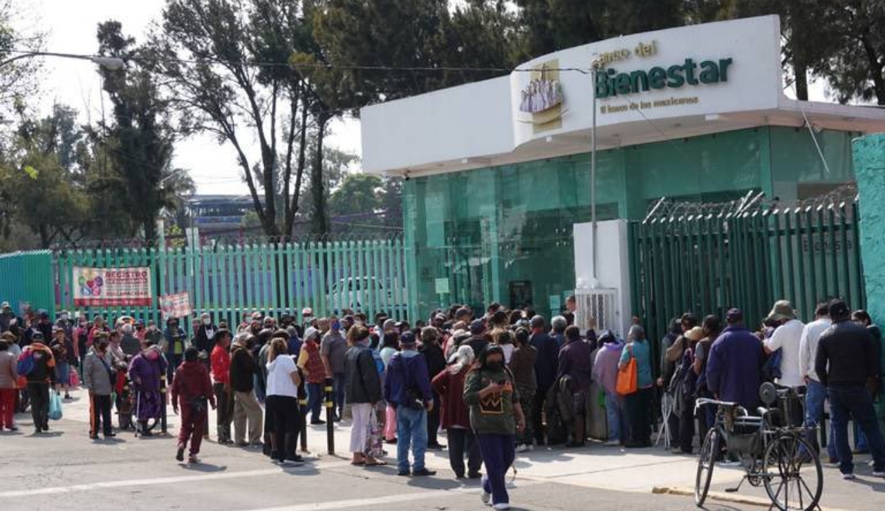 Pone fecha AMLO para primer pago del Fondo de Pensiones del Bienestar Pone fecha AMLO para primer pago del Fondo de Pensiones del Bienestar