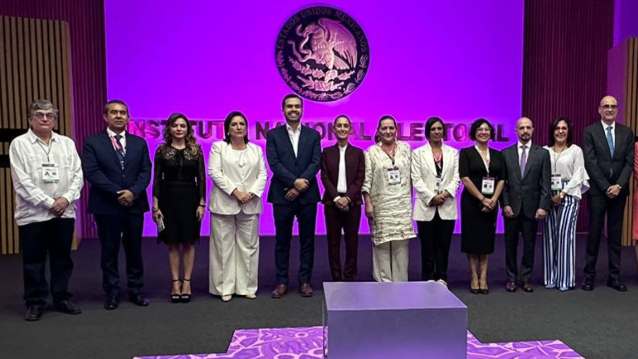 AMLO critica enfoque negativo y manipulación en Debate Presidencial AMLO critica enfoque negativo y manipulación en Debate Presidencial