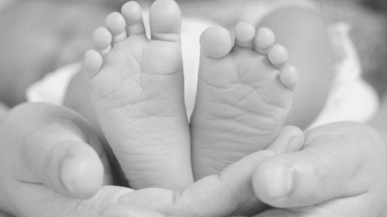 Madre apuñala a sus bebés recién nacidas en el IMSS de BC