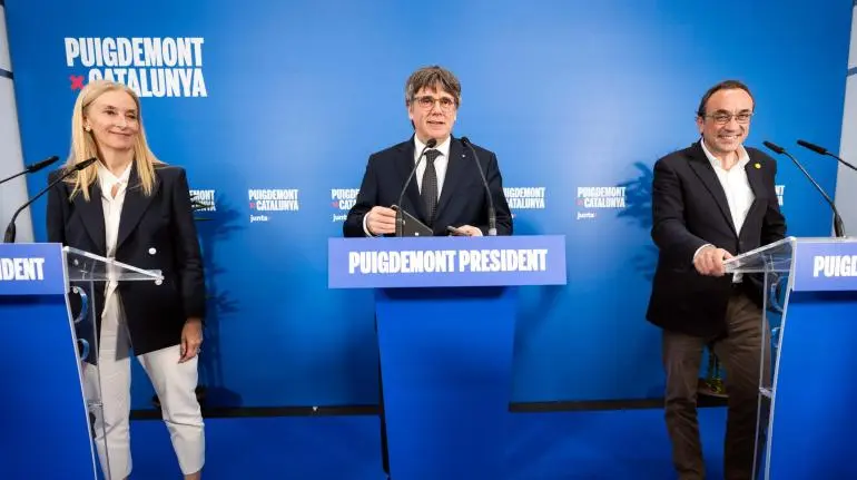 Socialistas ganan en Cataluña y los independentistas pierden la mayoría Socialistas ganan en Cataluña y los independentistas pierden la mayoría