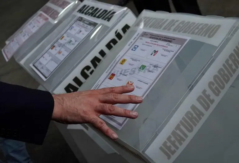 Cerca de 12 mil mexicanos en España podrán votar el 2 de junio Cerca de 12 mil mexicanos en España podrán votar el 2 de junio