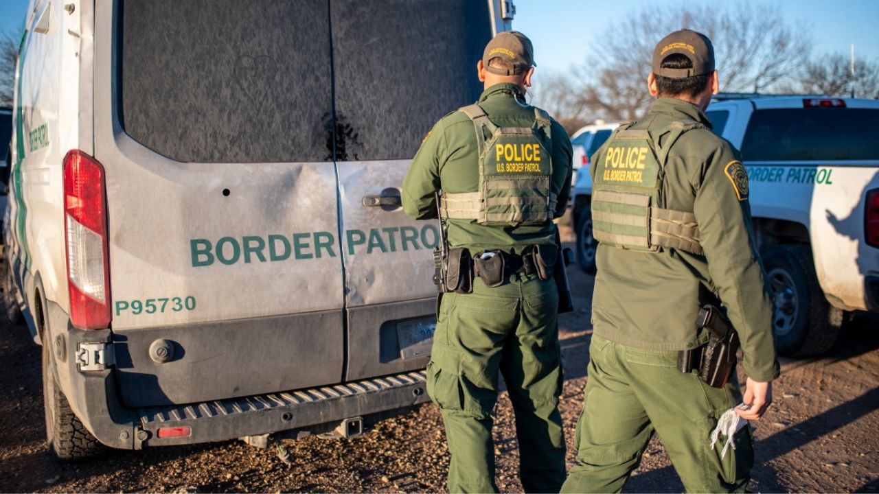 Patrulla fronteriza de EUA detiene a familiar de funcionaria consular mexicana Patrulla fronteriza de EUA detiene a familiar de funcionaria consular mexicana