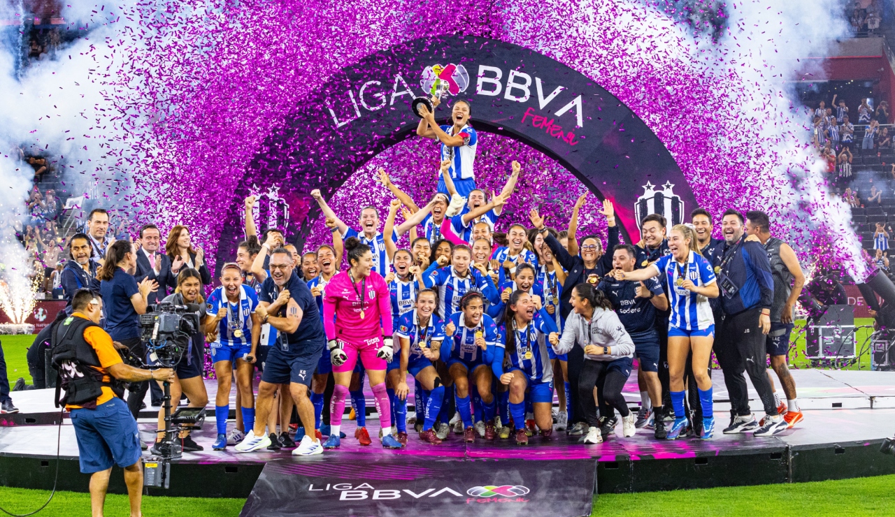 En épica remontada Rayadas se corona campeonas al vencer al América En épica remontada Rayadas se corona campeonas al vencer al América