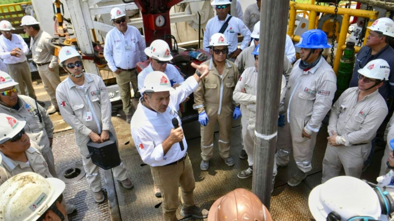 Pemex se adentra en las profundidades con el pozo Iklum Pemex se adentra en las profundidades con el pozo Iklum