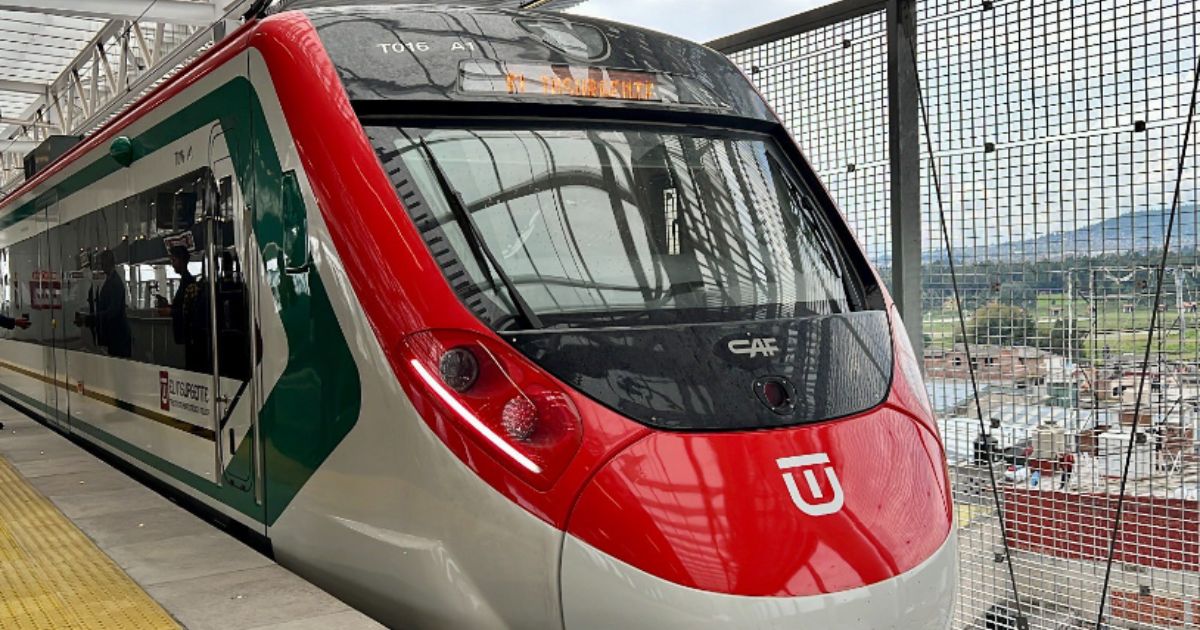 Suspenden servicio del Tren Interurbano México-Toluca por falla en suministro de energía