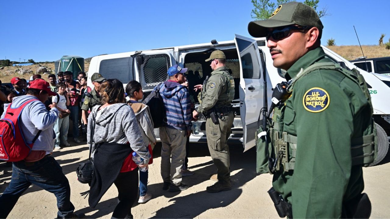 “Tan bueno que Trump se opuso”: AMLO aplaude plan migratorio de Biden “Tan bueno que Trump se opuso”: AMLO aplaude plan migratorio de Biden