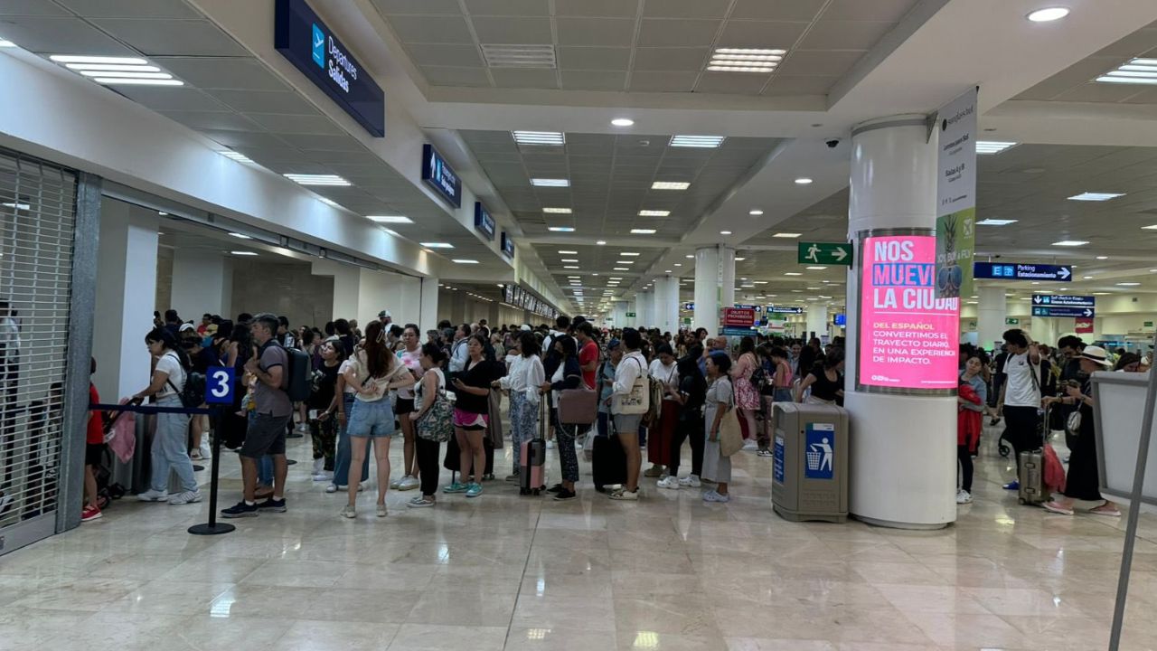 Cancelan 348 vuelos en Cancún por “Beryl”; Tren Maya para servicio Cancelan 348 vuelos en Cancún por “Beryl”; Tren Maya para servicio