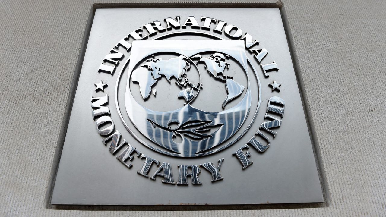 FMI baja a 2.2% la previsión de crecimiento de México para 2024 FMI baja a 2.2% la previsión de crecimiento de México para 2024