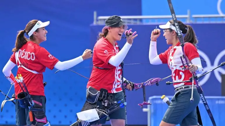 México avanza a semifinales en la prueba por equipos del tiro con arco femenil México avanza a semifinales en la prueba por equipos del tiro con arco femenil