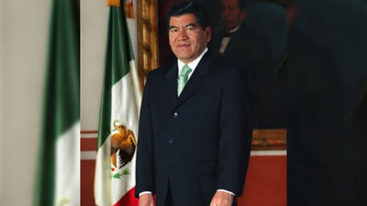 AMLO se lanza contra Poder Judicial por prisión domiciliaria a Mario Marín AMLO se lanza contra Poder Judicial por prisión domiciliaria a Mario Marín