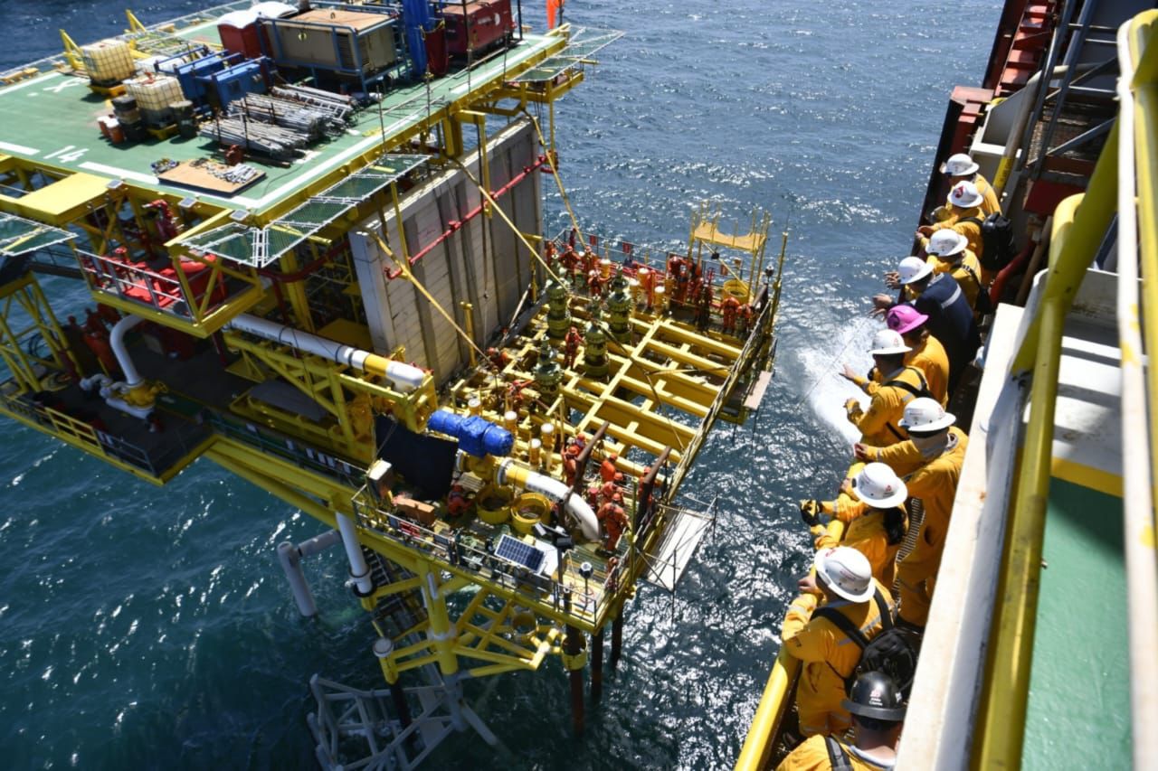 Refinación de crudo en PEMEX crecerá un 233% para el fin del sexenio Refinación de crudo en PEMEX crecerá un 233% para el fin del sexenio