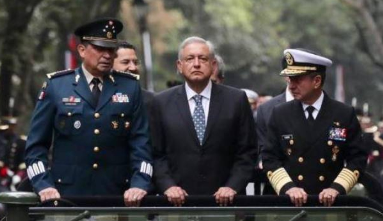 Descarta AMLO recomendar titulares de Semar y Sedena a Sheinbaum Descarta AMLO recomendar titulares de Semar y Sedena a Sheinbaum