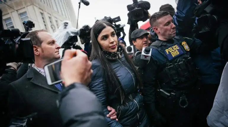 Emma Coronel habla por primera vez sobre su relación con ‘El Chapo’ Guzmán Emma Coronel habla por primera vez sobre su relación con ‘El Chapo’ Guzmán