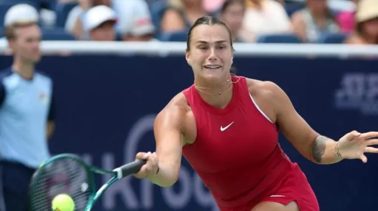 Sabalenka vence a Swiatek y espera a Badosa o Pegula en la final de Cincinnati Sabalenka vence a Swiatek y espera a Badosa o Pegula en la final de Cincinnati