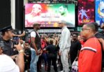 Mayweather Jr y Gotti III se carean en nueva york rumbo a su pelea en Arena CDMX