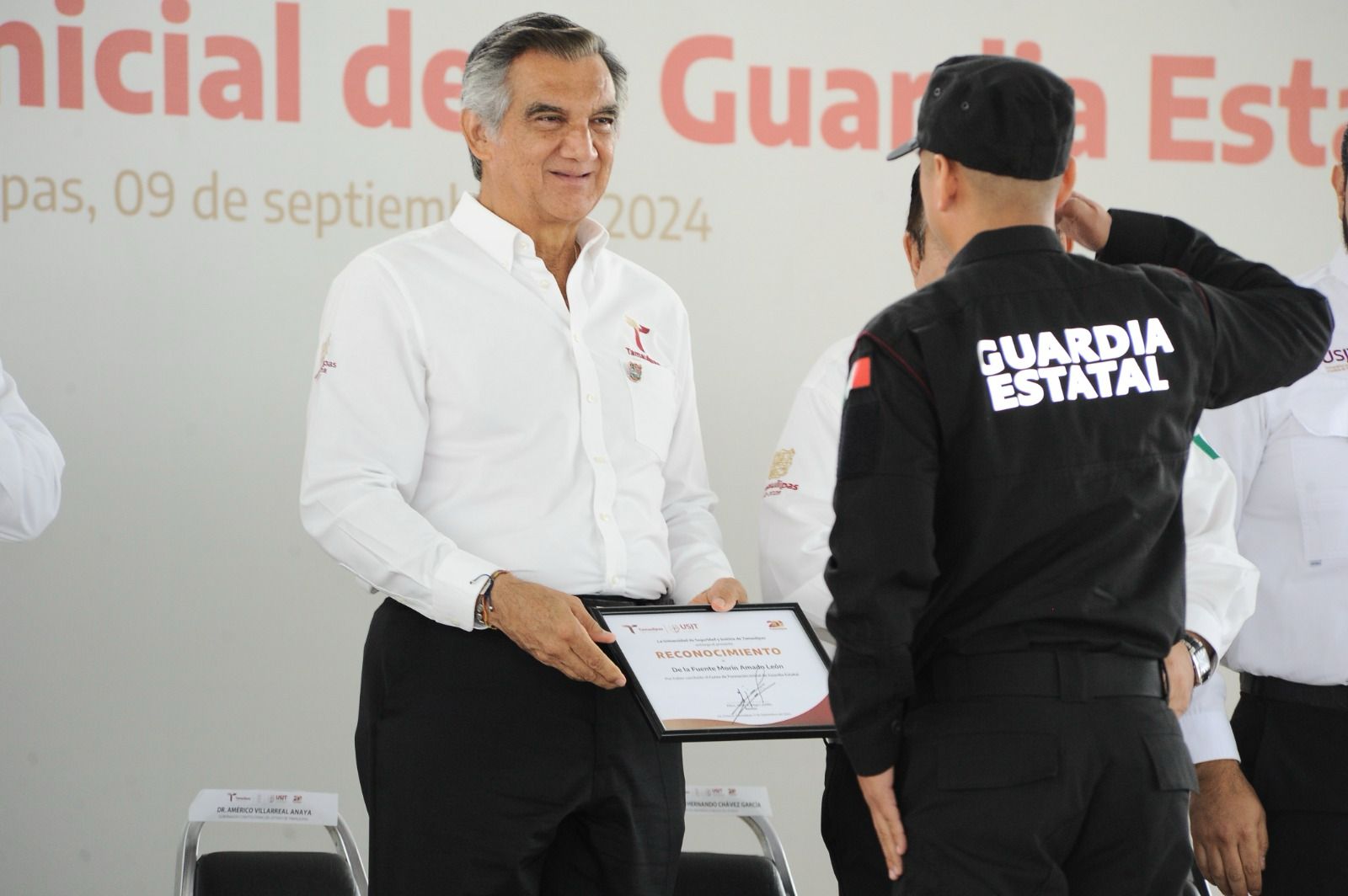 Preside gobernador ceremonia de graduación de cadetes que se incorporan a la Guardia Estatal Preside gobernador ceremonia de graduación de cadetes que se incorporan a la Guardia Estatal