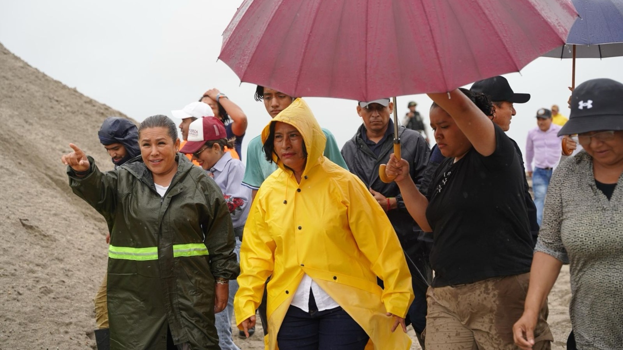 Abelina López lidera operativos de rescate tras inundaciones por el huracán John en Acapulco Abelina López lidera operativos de rescate tras inundaciones por el huracán John en Acapulco