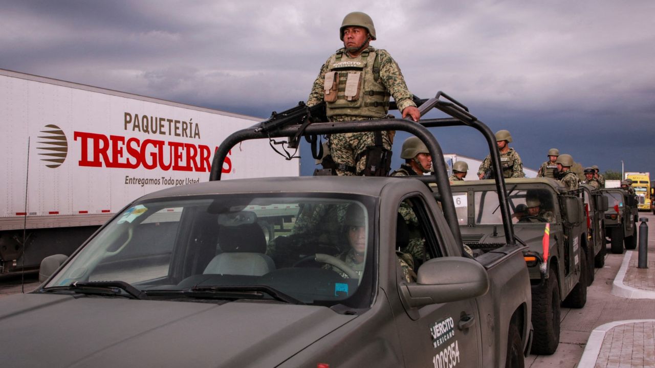 AMLO acusa a sus opositores de usar la violencia en Sinaloa como propaganda AMLO acusa a sus opositores de usar la violencia en Sinaloa como propaganda