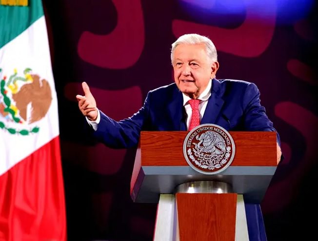López Obrador rechaza riesgo de inversiones por reforma judicial como advirtió Ken Salzar López Obrador rechaza riesgo de inversiones por reforma judicial como advirtió Ken Salzar