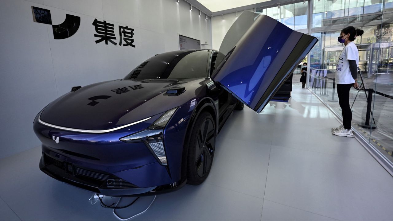 EUA impone aranceles de 100% a los autos eléctricos chinos EUA impone aranceles de 100% a los autos eléctricos chinos