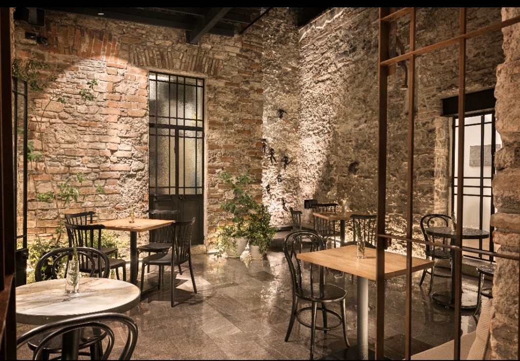 Señorita Caruso, una cafetería atemporal que enamora y muestra la belleza de otros tiempos