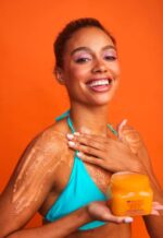 Exfoliación corporal para lucir una piel suave y luminosa
