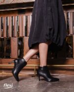 Los clásicos nunca pasan de moda, regresan las elegantes botas y botines de tacón mini