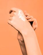 Dove te da los mejores consejos para evitar la piel seca en invierno