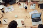 Millennials y Centennials, los menos satisfechos con el bienestar laboral en México: Factor Wellbeing