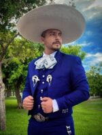 Víctor Almaraz, “la voz bravía de la canción ranchera”, consolida su carrera con su nuevo sencillo “Corrido de Valle Hermoso”