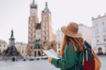 Viajar solo, viajar seguro: cómo prepararte para unas vacaciones de verano en solitario