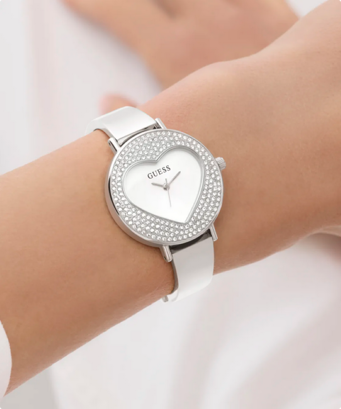 Galentine’s con GUESS Watches: el amor que siempre llega a tiempo