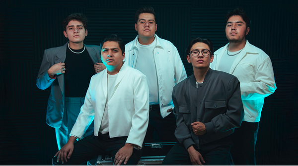 Olimpo nos muestra una señal en su nuevo sencillo “Por Favor” Olimpo nos muestra una señal en su nuevo sencillo “Por Favor”