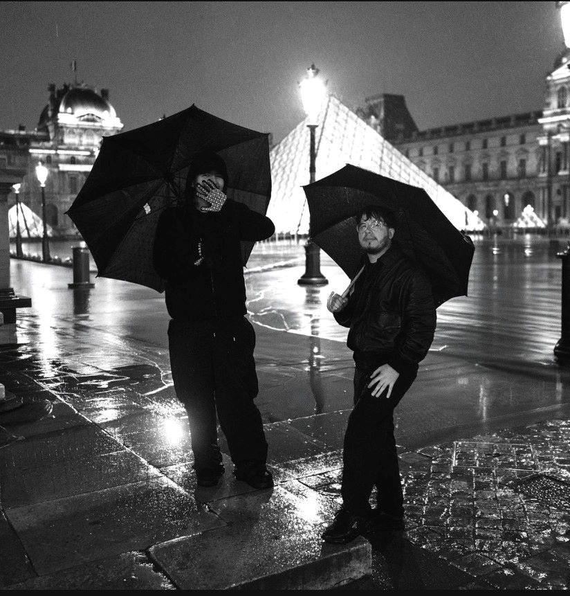 Hans El Oso, entre composición y protagonismo, presenta “Chrome Hearts” junto a Tombochio previo al nuevo capítulo de Essence 10 Deluxe