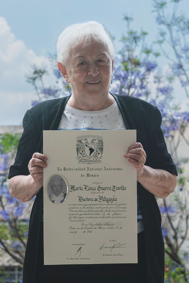 Doctora a los 89 años; nunca es tarde