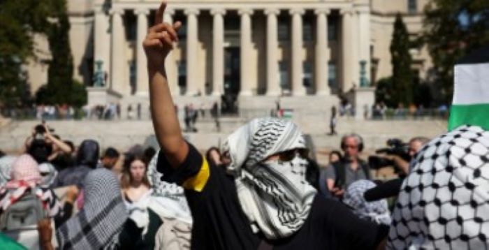 ¡Estrecho de Ormuz en llamas! 