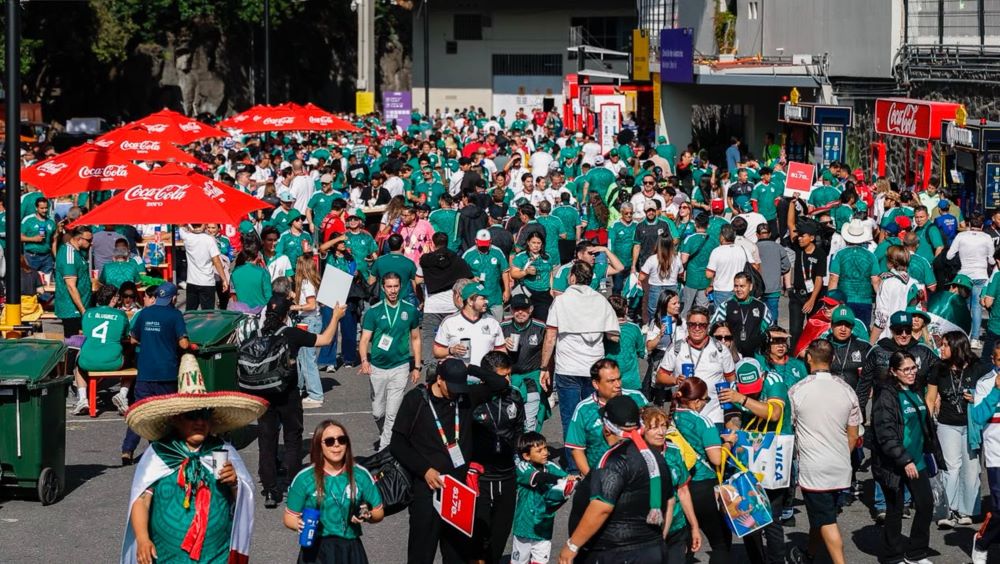 México conquista con su gente: hospitalidad, ambiente festivo y la playera más vendida del planeta consolidan al país como el gran anfitrión del Mundial: Concanaco México conquista con su gente: hospitalidad, ambiente festivo y la playera más vendida del planeta consolidan al país como el gran anfitrión del Mundial: Concanaco