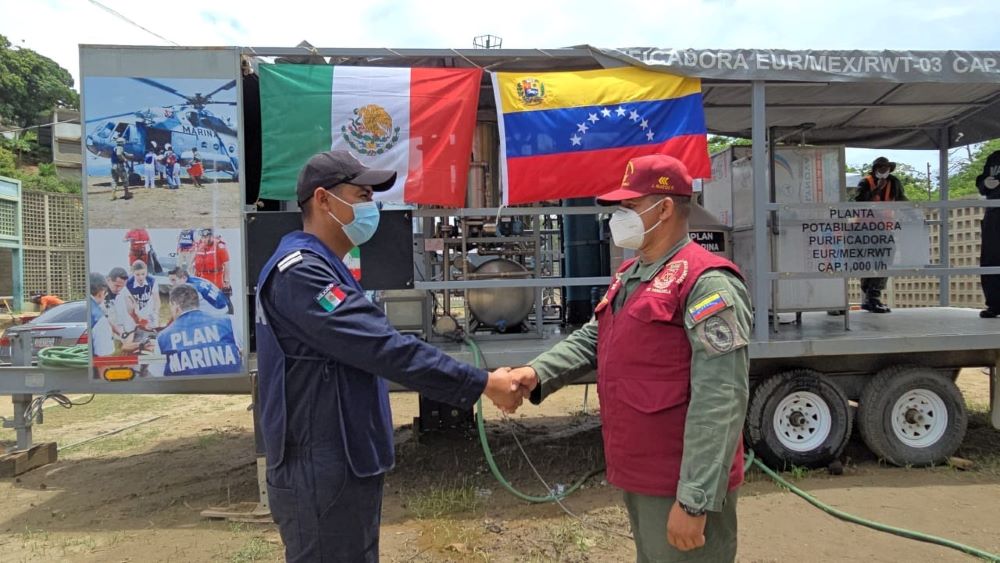 Arriban a Veracruz buques de la Armada de México tras concluir misión de ayuda humanitaria en Venezuela