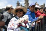Ambulantes, protagonistas mudos en el zócalo  